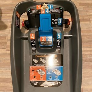 Brand new, never used Maxi Cosi car seat BASE ONLY, car seat NOT included.